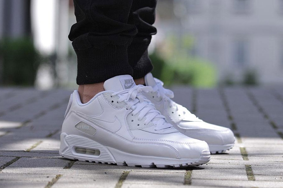 Nike Air Max 90 Essential All Leather 